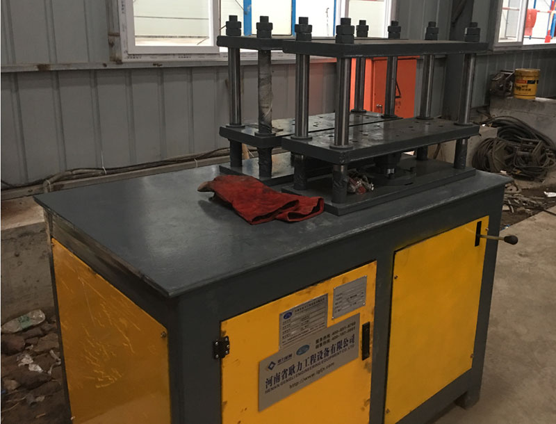 http://hdwuye.cn/upload/8字筋壓型機.jpg